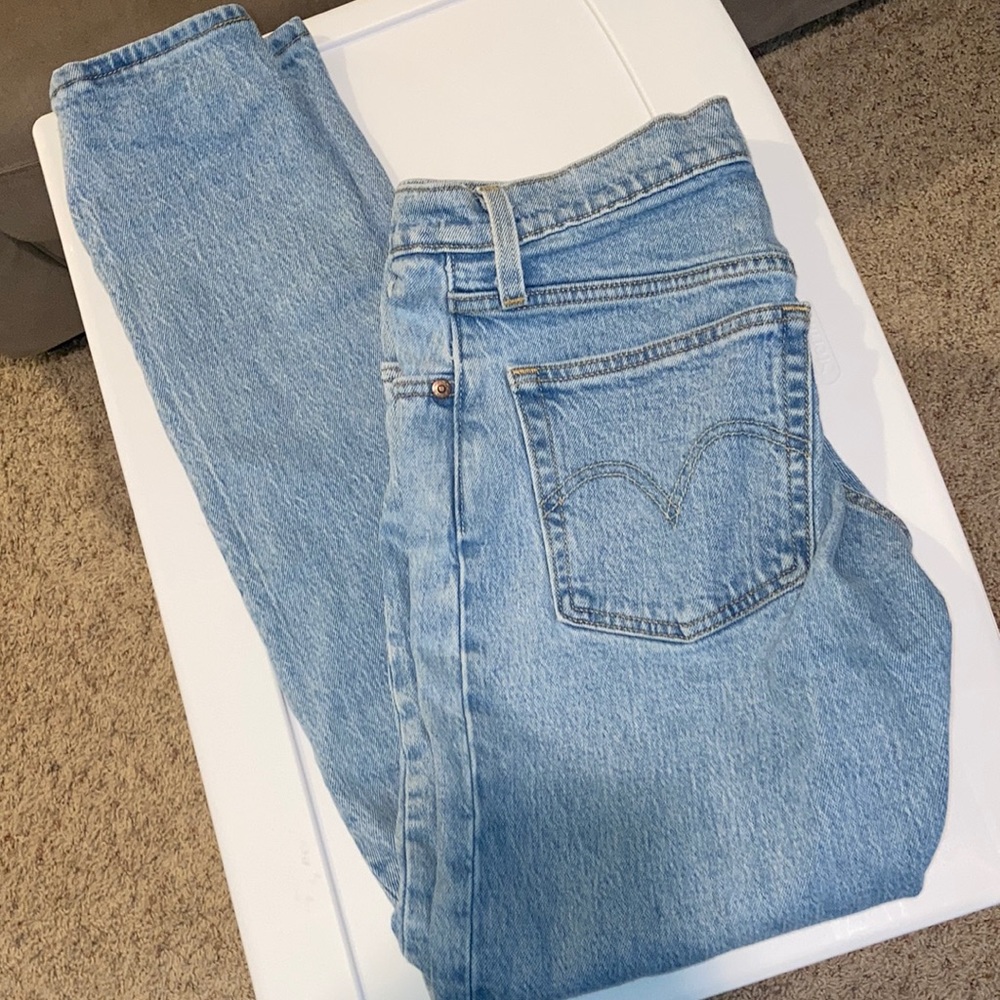 Levi jeans